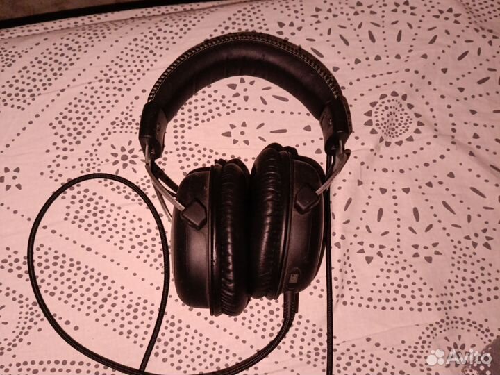 Игровые наушники hyperx