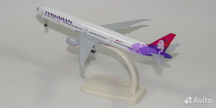 Модель самолета Boeing 777-300ER Hawaiian Airlines