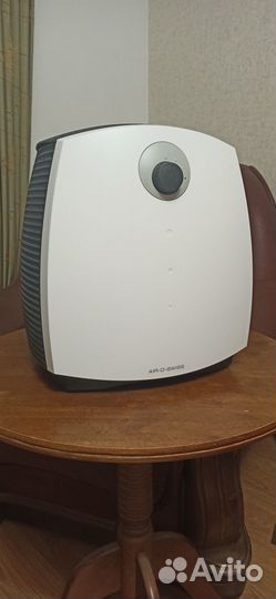 Продам очиститель и увлажнитель воздуха Boneco