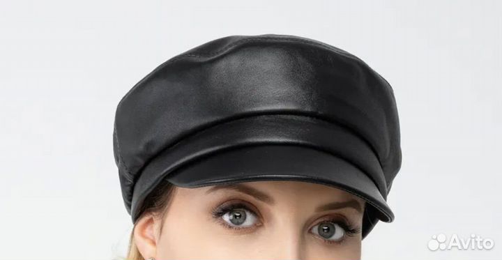 Кепка кожаная женская