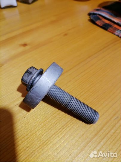 Болт коленвала Рено