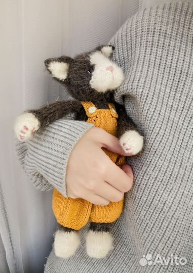 Котенок вязаный ручная работа. На заказ