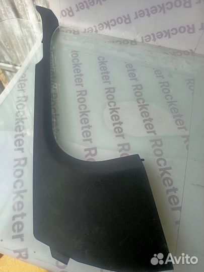 Накладка порога передняя левая Mercedes-Benz W213