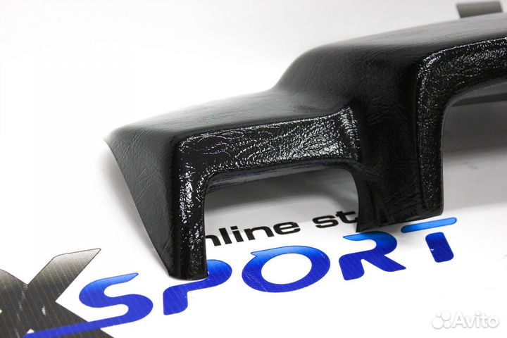 Накладка на торпедо 2107