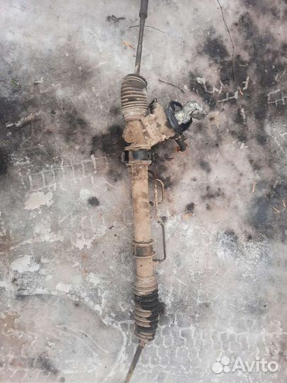 Рулевая рейка+гур на Nissan Almera N15