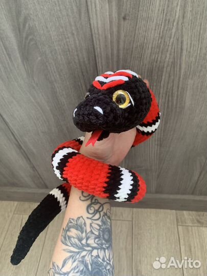 Вязанная змейка