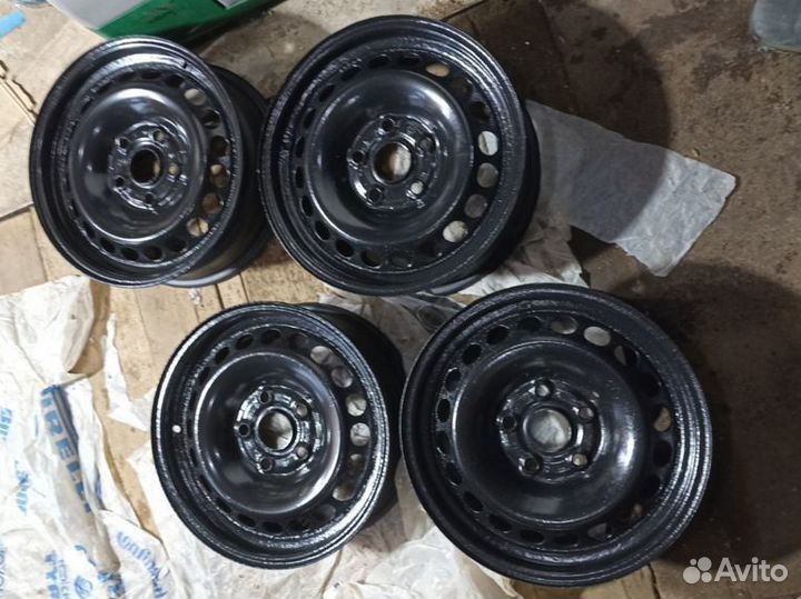 Штампованные диски r15 VAG 5х112