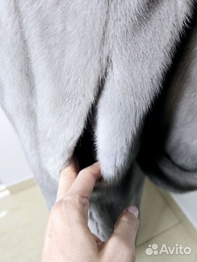 Шуба норковая 48'50 длина 120 см