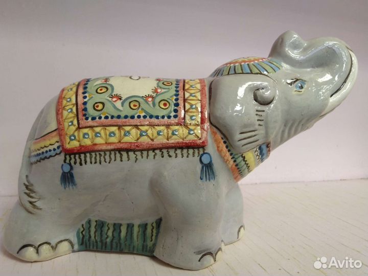 Слон индийский. Керамика