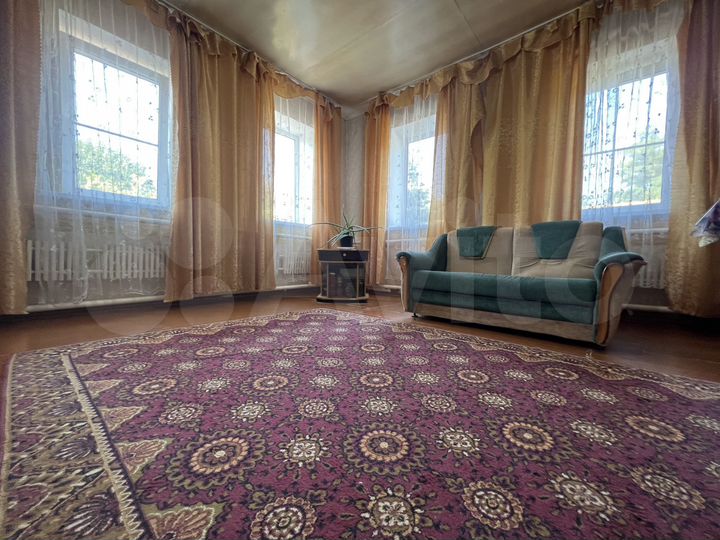 Дом 80 м² на участке 23 сот.