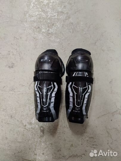 Щитки хоккейные детские ccm 8