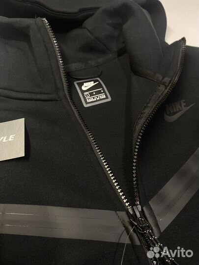Зип-худи Nike Tech Fleece