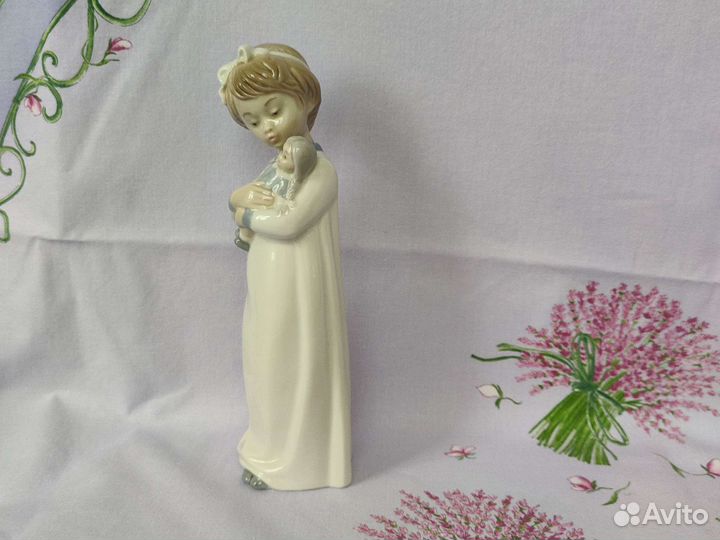 Статуэтка lladro nao