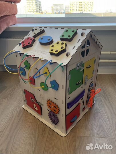 Бизиборд бизидом