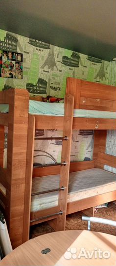 Кровать двухъярусная, шкаф, 2 матраса