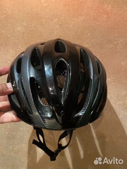 Велошлем giro