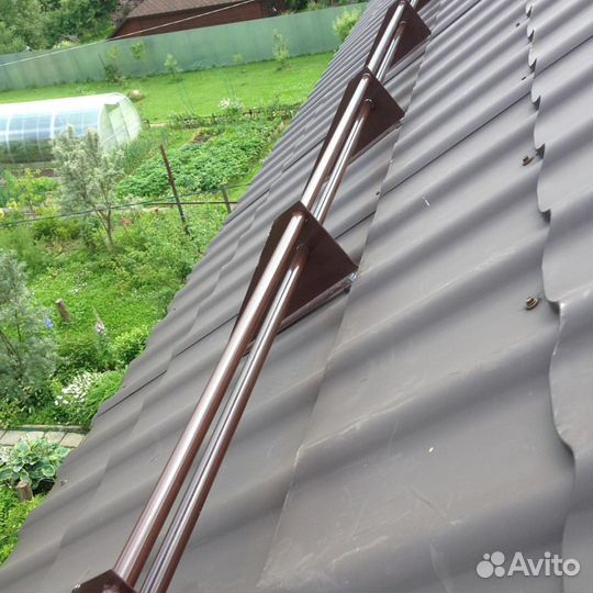 Ремонт крыш. Возведение крыш. Снегодержатели