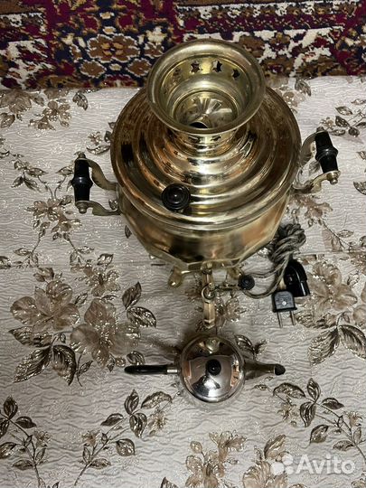 Самовар золотой