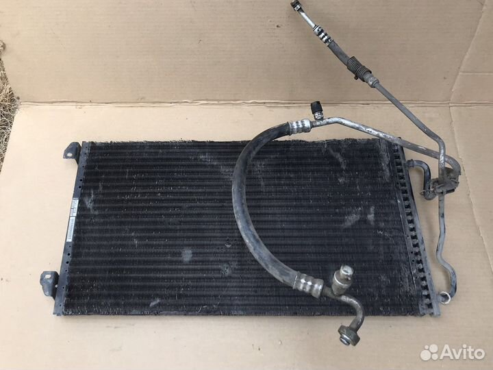 Радиатор кондионера Chrysler Stratus