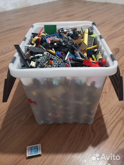 Конструктор Lego (оригинальный и аналог)