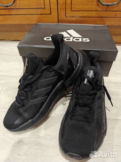 Кроссовки Adidas черные новые