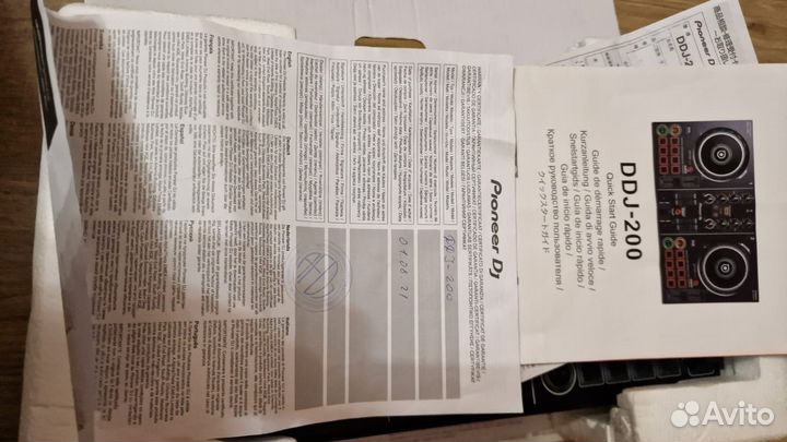 Dj контролер Pioneer DDJ-200