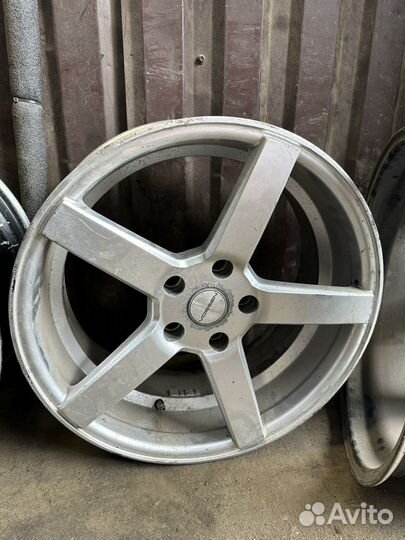 Диски R18 Vossen CV3 5х120