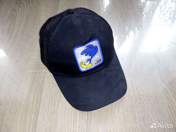 Бейсболка с сеточкой