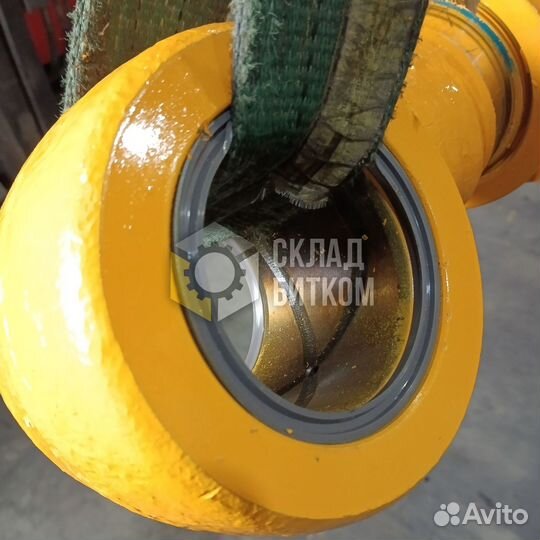 Гидроцилиндр стрелы Hyundai R210LC-9