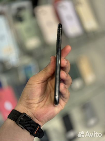 iPhone 11 Pro, 64 ГБ