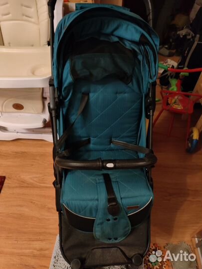 Детская прогулочная коляска