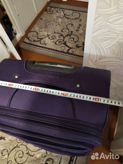 Чемодан на колесах