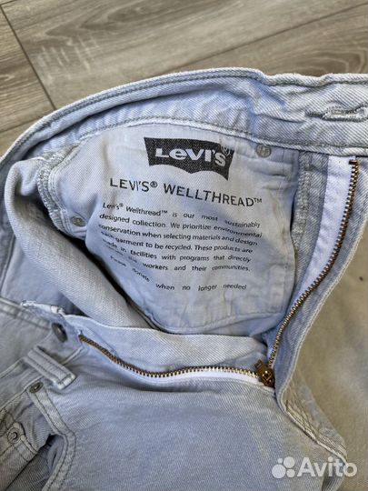 Джинсы levis голубые