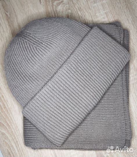 Шапка и шарф комплект женский