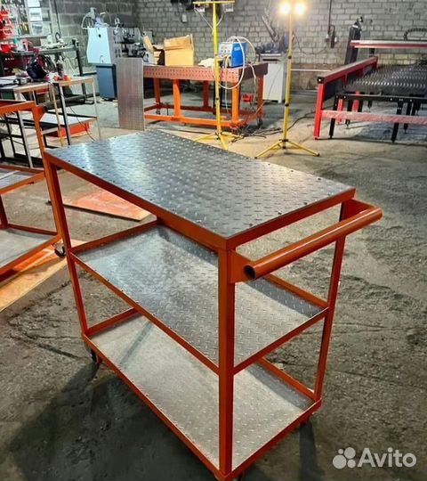 Тележка инструментальная