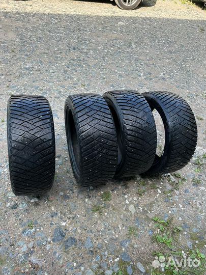 Goodyear Ultra Grip Ice Arctic 2 245/45 R19 30N
