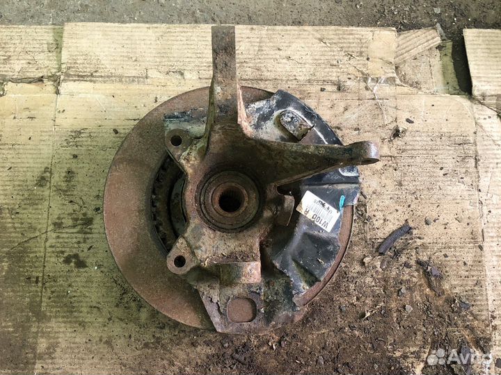 Kia cerato кулак поворотный