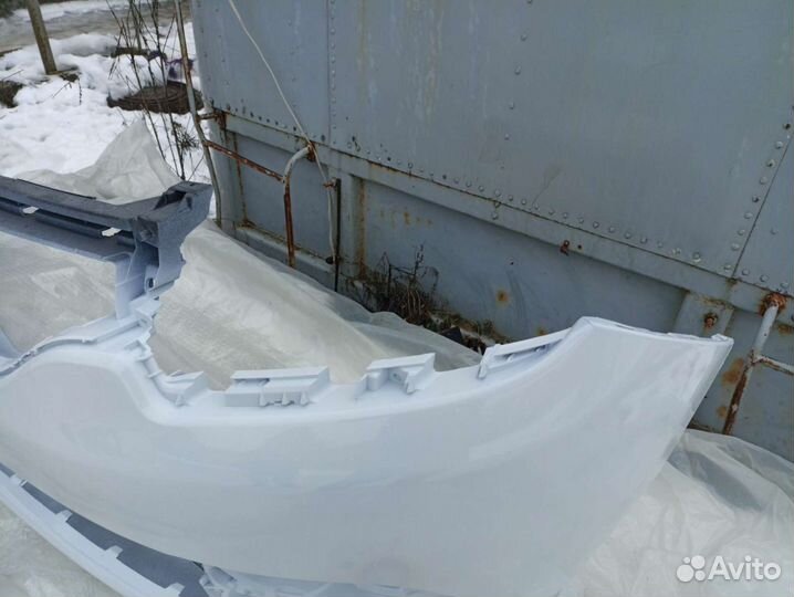 Рено Logan 2 бампер передний белый Логан