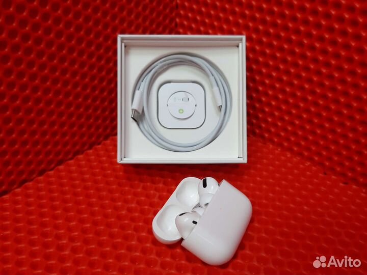Беспроводные наушники Apple AirPods PRO (мл)