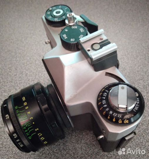 Зеркальный фотоаппарат Зенит ет