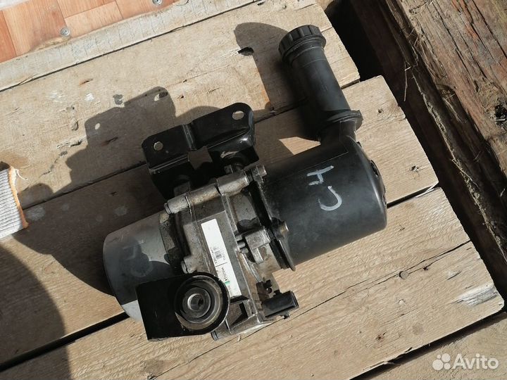 Насос гидроусилителя руля Citroen C4, B7 2011