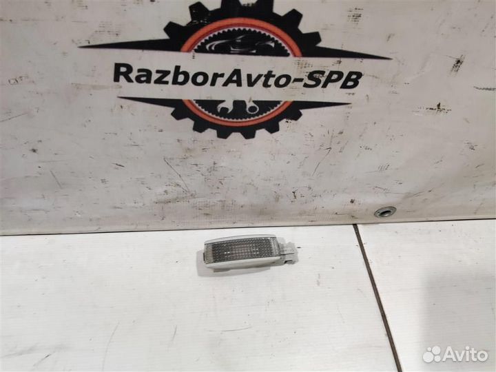 Плафон салонный VW Passat (B5) 1996-2000