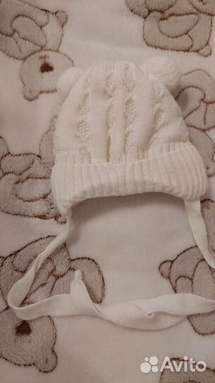 Шапочка зимняя для малыша на выписку