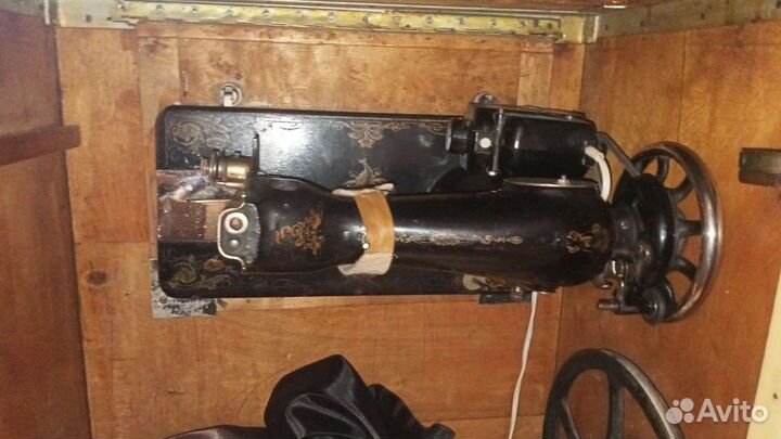 Швейная машинка Подольск (копия Зингера) с электро