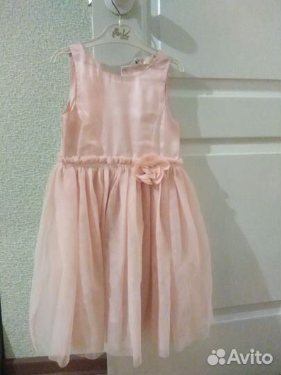 Нарядное платье 5-7 лет