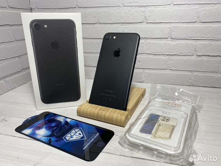 iPhone 7, 32 ГБ