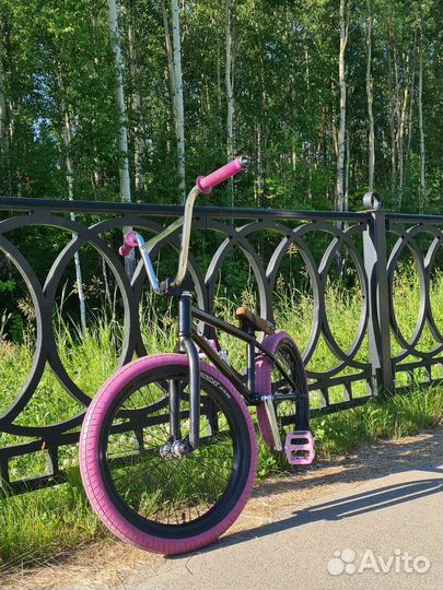 Трюковой велосипед BMX