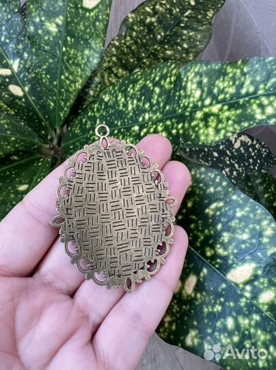 Кулон Камея