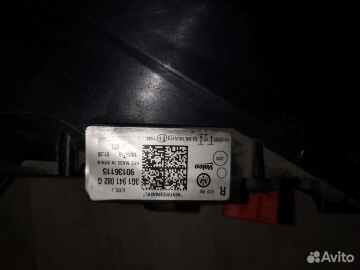 Фара правая передняя на Volkswagen passat B8