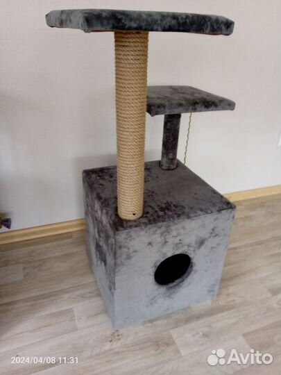 Домик для кошки с когтеточкой